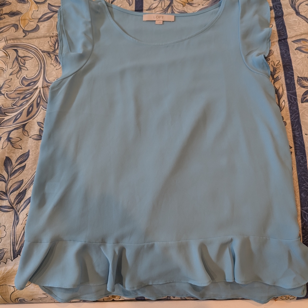 LOFT Women's Blue Ruffle Hem Top